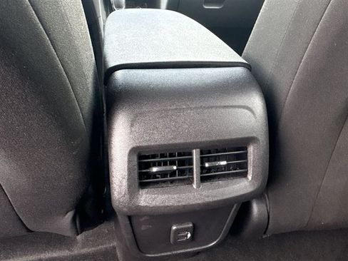 Certified 2024 Chevrolet Equinox LT w/ LPO, Floor Liner Package FWD image 20