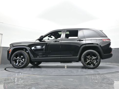 New 2026 Jeep Grand Cherokee Limited w/ Limited Altitude Package RWD image 52