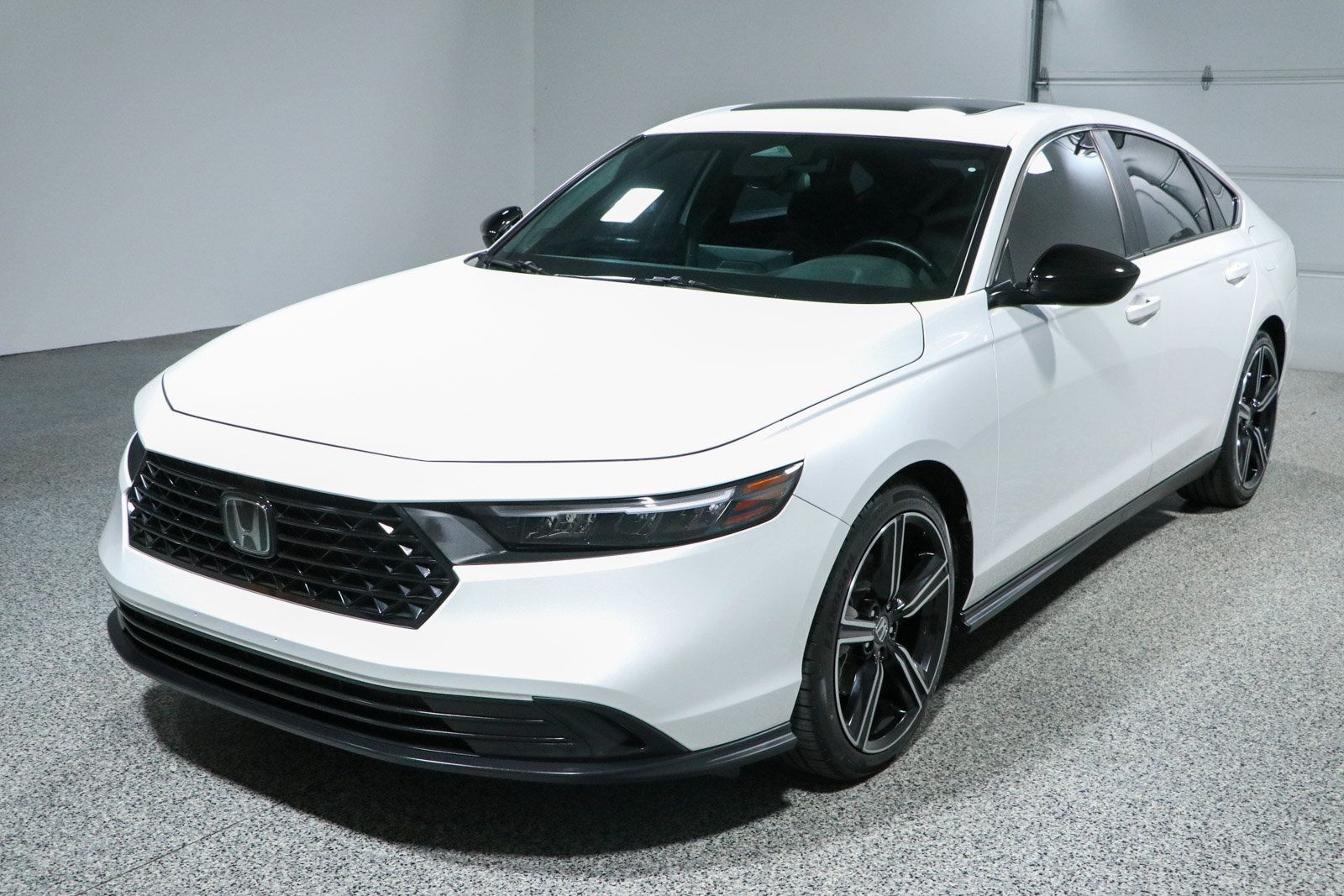 Used 2024 Honda Accord Sport image 30