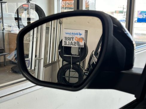 Certified 2025 Ford Expedition Active image 30