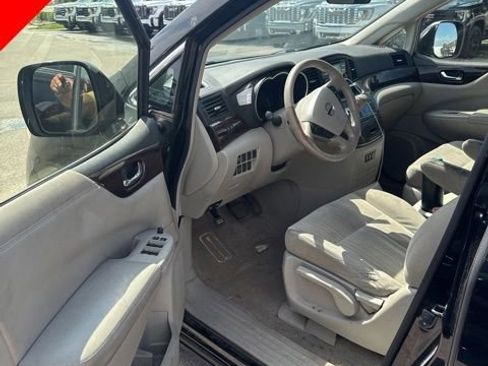 Used 2014 Nissan Quest SV FWD image 3
