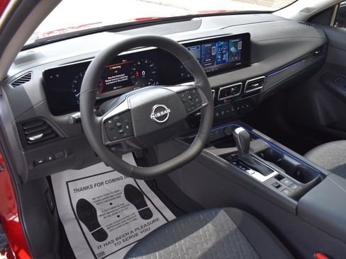 Used 2026 Nissan Sentra SV w/ SV Convenience Package FWD image 28