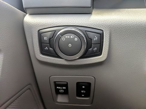 Used 2018 Ford F150 XLT w/ Equipment Group 302A Luxury image 23