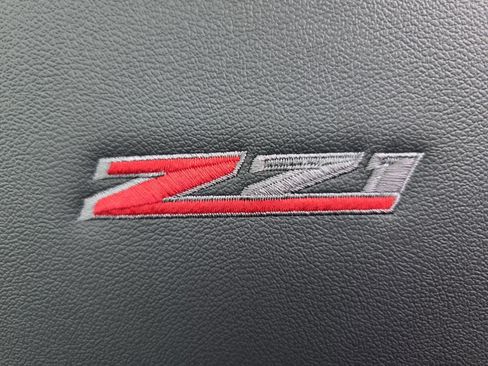 New 2026 Chevrolet Traverse Z71 w/ Driver Confidence Package AWD/4WD image 13