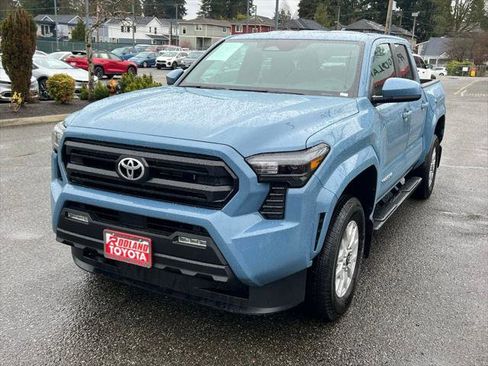 Certified 2026 Toyota Tacoma SR5 AWD/4WD image 4