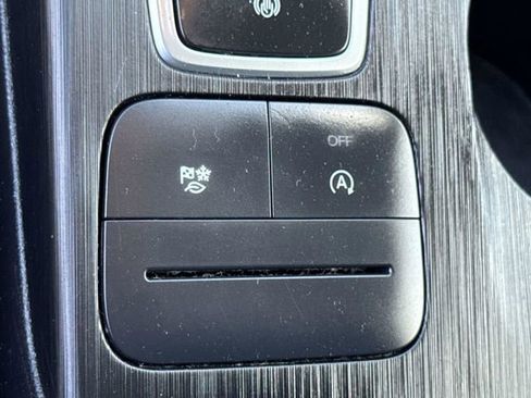 Used 2022 Ford Escape SE image 36