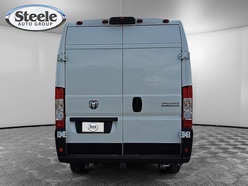 New 2026 RAM ProMaster 3500 w/ Convenience Group FWD image 4
