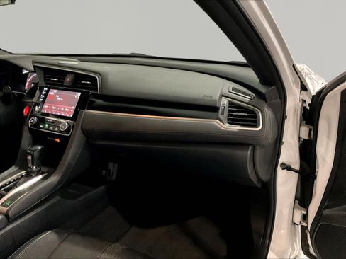 Used 2020 Honda Civic Sport image 24