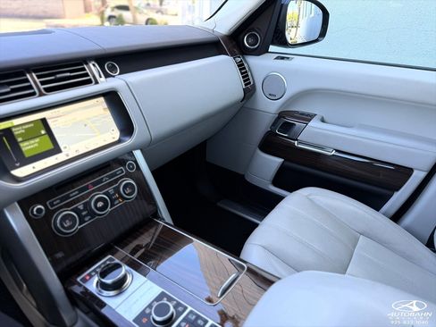 Used 2017 Land Rover Range Rover HSE AWD/4WD image 12