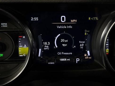 Used 2023 Jeep Wrangler Unlimited Sahara w/ Cold Weather Group AWD/4WD image 15