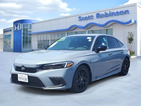 Certified 2023 Honda Civic Sport image 2