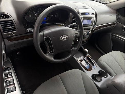 Used 2012 Hyundai Santa Fe GLS AWD/4WD image 2