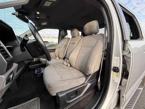 Used 2019 Ford F150 XLT w/ Equipment Group 302A Luxury AWD/4WD image 15