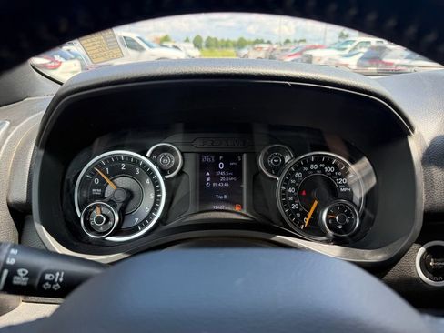 Used 2021 RAM 1500 Big Horn AWD/4WD image 8