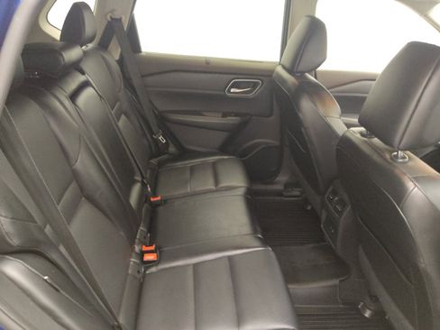Used 2021 Nissan Rogue SV w/ Premium Package AWD/4WD image 19