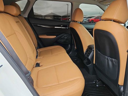 Used 2024 Kia Seltos SX AWD/4WD image 17