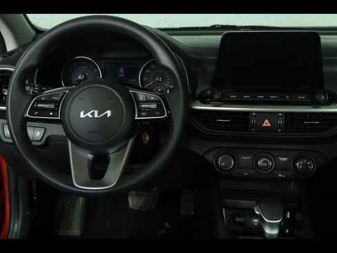 Used 2024 Kia Forte LXS image 16