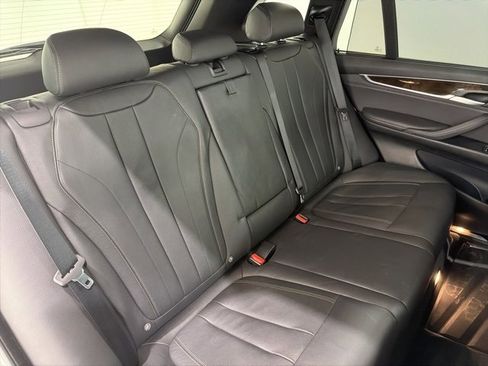Used 2017 BMW X5 xDrive35d image 22