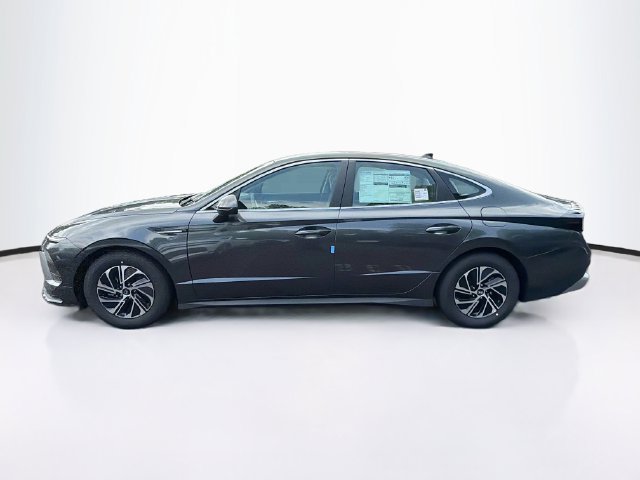New 2026 Hyundai Sonata Blue FWD image 3