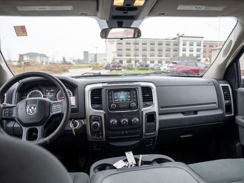 Used 2017 RAM 1500 Classic SLT image 16