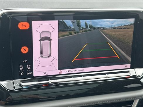 New 2026 Volkswagen Atlas Peak Edition AWD/4WD image 19