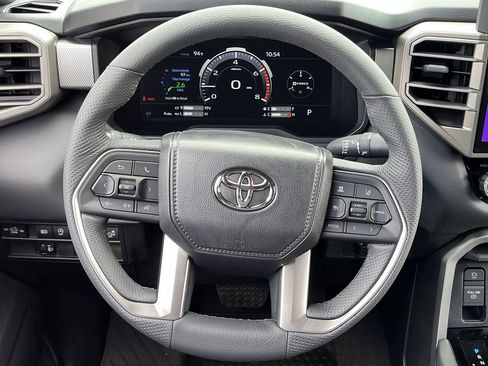 New 2026 Toyota Tundra Limited AWD/4WD image 11