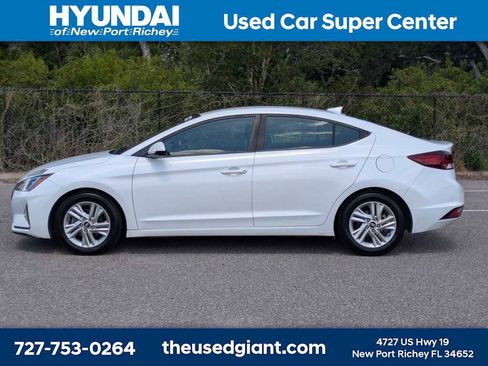 Used 2020 Hyundai Elantra SEL w/ Cargo Package (C1) FWD image 2