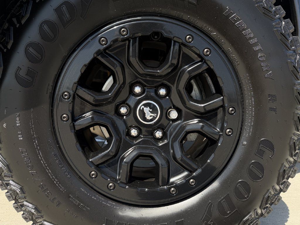 Used 2022 Ford Bronco Wildtrak AWD/4WD image 9