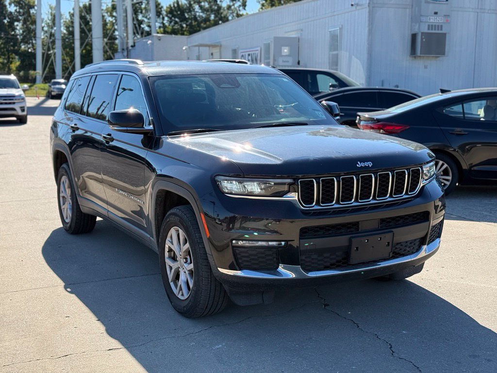 Used 2022 Jeep Grand Cherokee L Limited AWD/4WD image 4