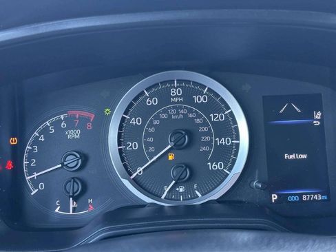 Used 2021 Toyota Corolla LE FWD image 71