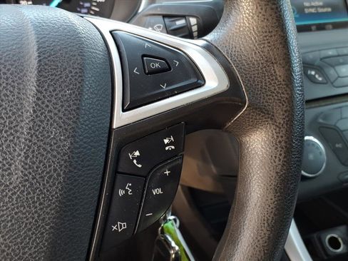 Used 2016 Ford Fusion SE image 24