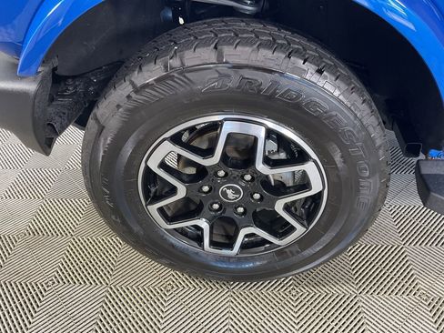 Used 2024 Ford Bronco Outer Banks image 5