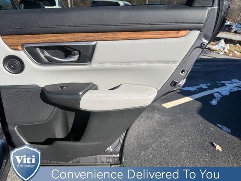 Used 2019 Honda CR-V Touring image 26