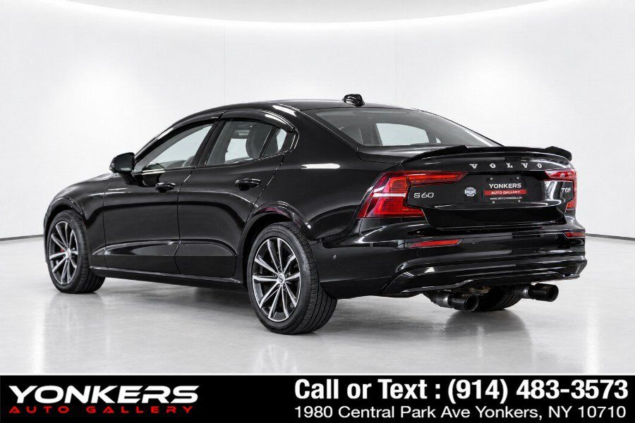 Used 2025 Volvo S60 T8 Plus AWD/4WD image 10