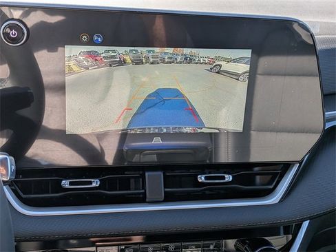 New 2026 Chevrolet Equinox LT image 23