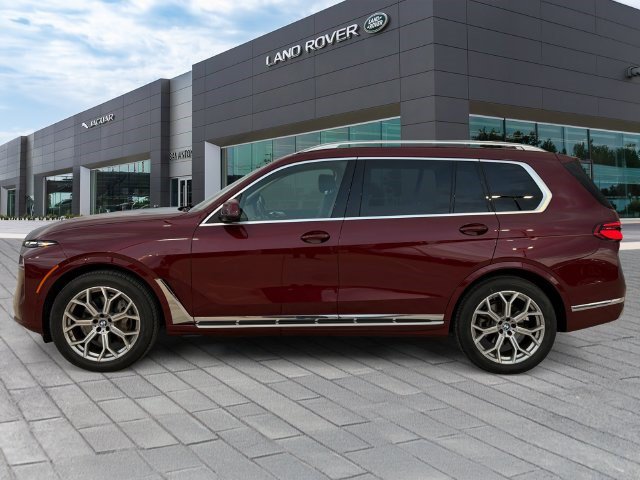 Used 2026 BMW X7 xDrive40i AWD/4WD image 2