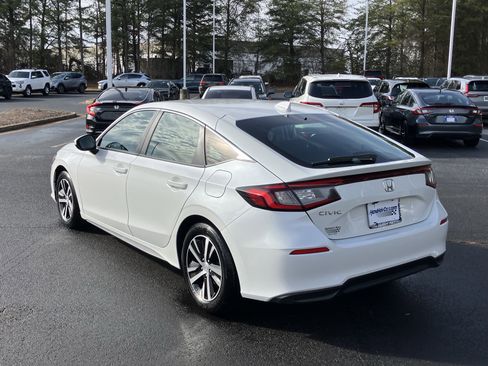 Used 2024 Honda Civic LX image 7