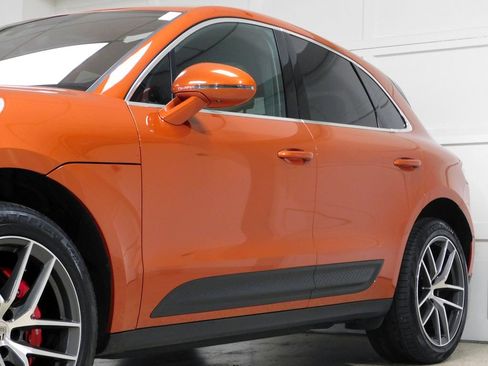 Used 2023 Porsche Macan S AWD/4WD image 29