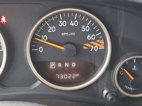 Used 2016 Jeep Wrangler Unlimited Sahara image 20