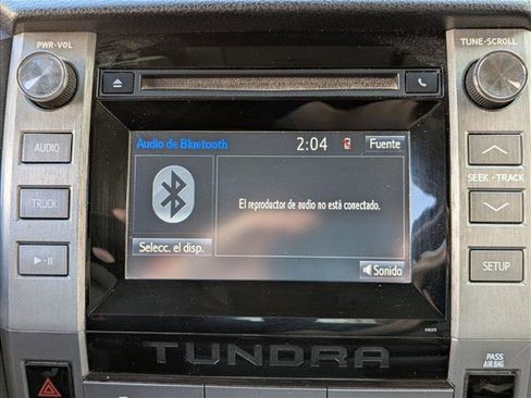 Used 2018 Toyota Tundra SR image 9