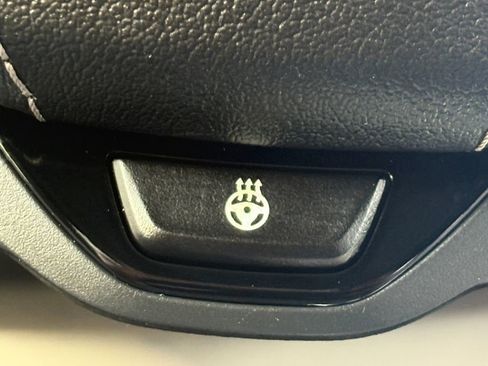 Used 2021 BMW X5 xDrive40i w/ Premium Package image 27