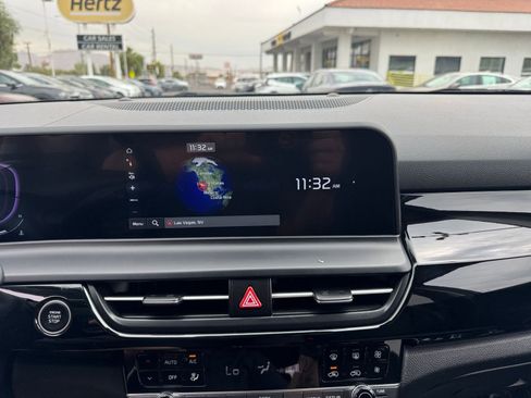 Used 2025 Kia Seltos S image 18