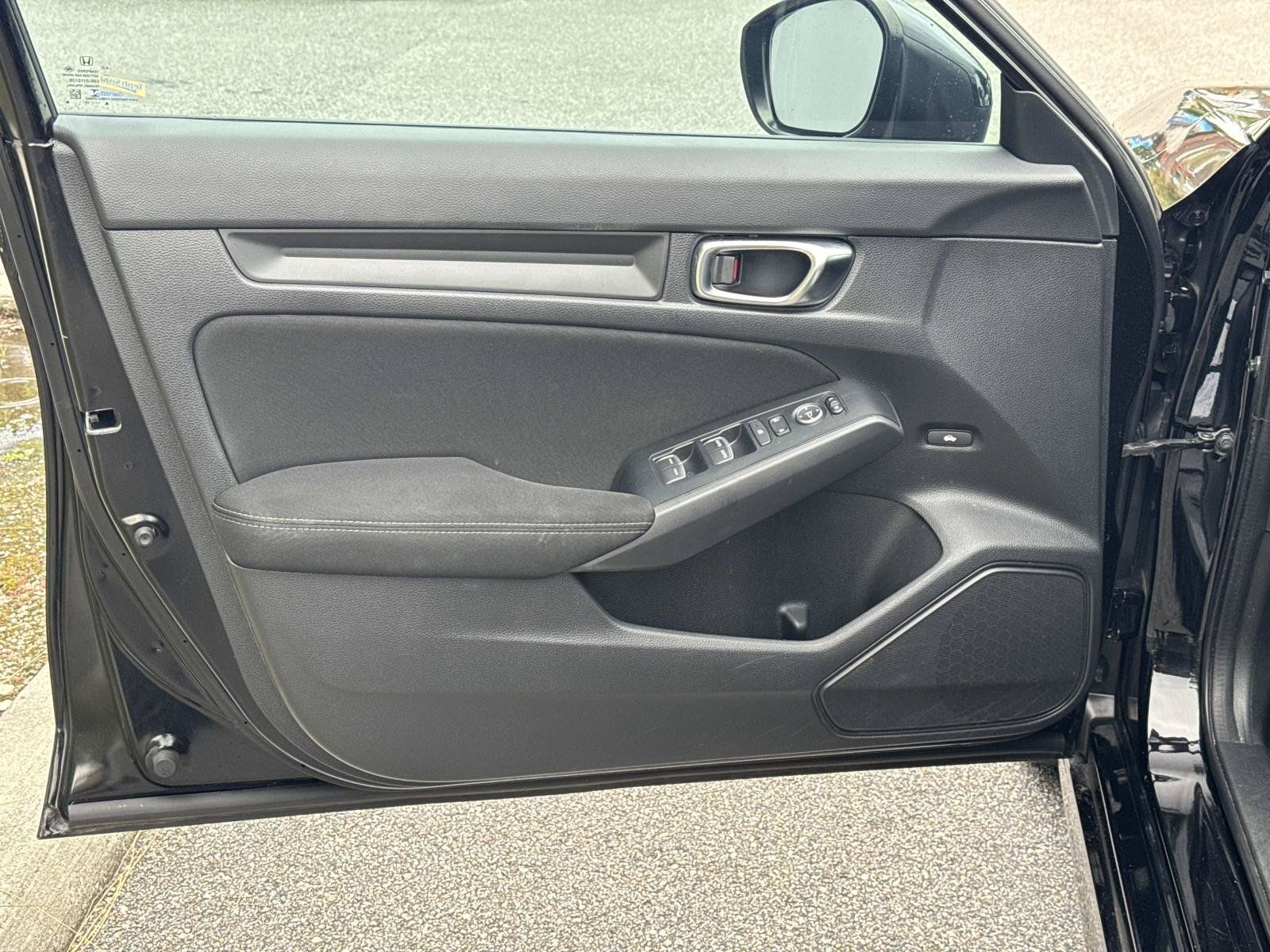 Used 2022 Honda Civic Sport image 16