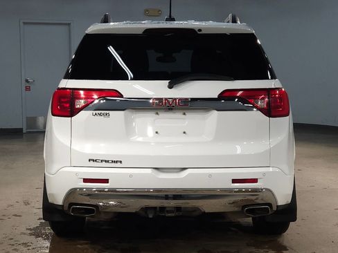 Used 2019 GMC Acadia Denali image 6