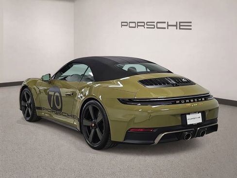 New 2026 Porsche 911 GTS RWD image 3
