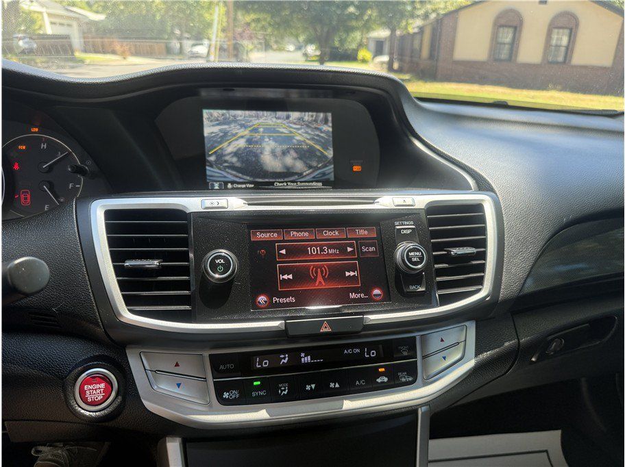 Used 2015 Honda Accord EX-L image 10