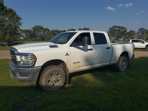 Used 2022 RAM 2500 Tradesman AWD/4WD image 2