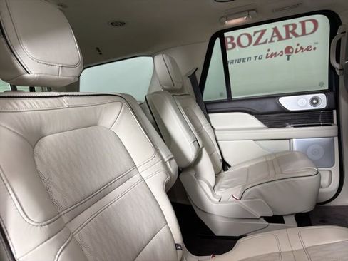 Certified 2022 Lincoln Navigator Black Label image 18