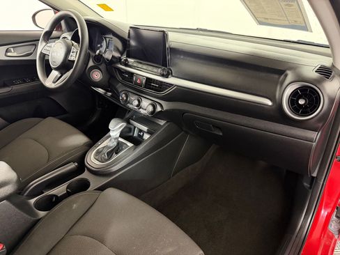 Used 2024 Kia Forte LXS FWD image 24