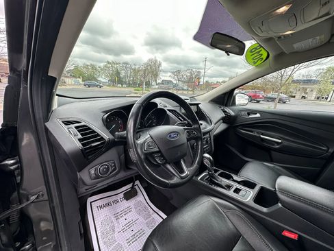 Used 2018 Ford Escape SEL image 12